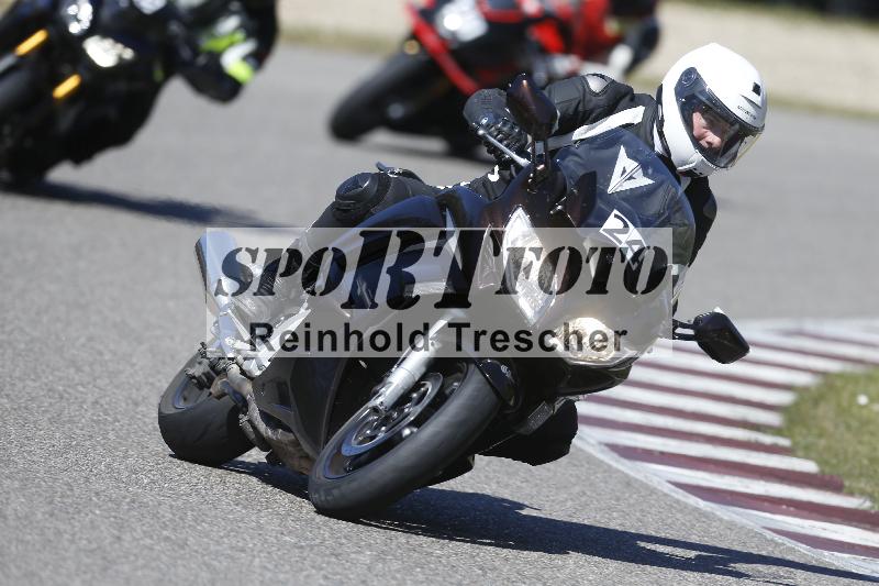 /06 08.04.2026 Cornu Master School ADR/Gruppe blau/24